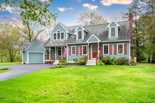 47 2nd St, Natick, MA 01760-2621