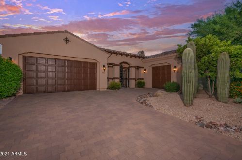 31814 16th Ave, Phoenix, AZ 85085-8088
