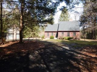 183 Lewis Creek Dr, Ferrisburgh, VT 05456-9676