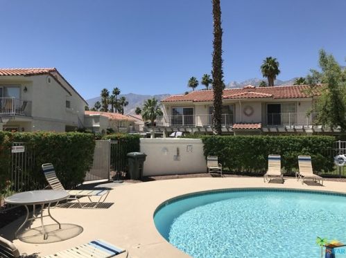 2701 Mesquite Ave, Palm Springs CA  92264-5058 exterior