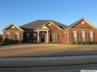 105 Crystal Lake Dr, Madison, AL 35757-8627