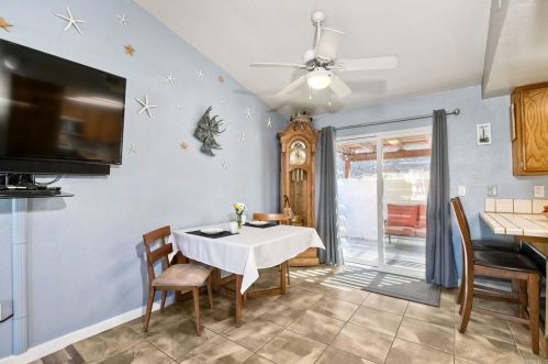 2169 Fiori Dr, Vista CA  92084-7737 exterior