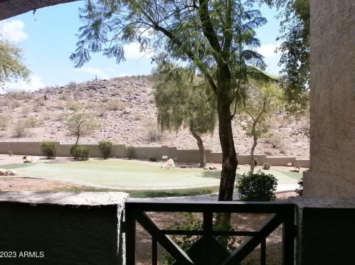 3236 Chandler Blvd, Phoenix AZ  85048-7207 exterior