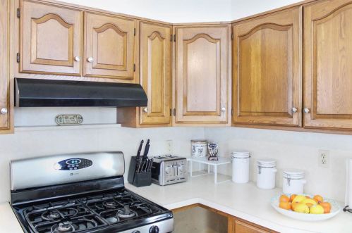 72 14th St, Bayonne NJ  07002-3524 exterior