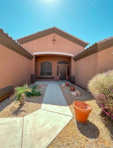 2783 Sidewheel Dr, Bullhead City, AZ 86429-1129