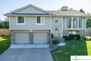 6912 154th St, Omaha, NE 68138-7411