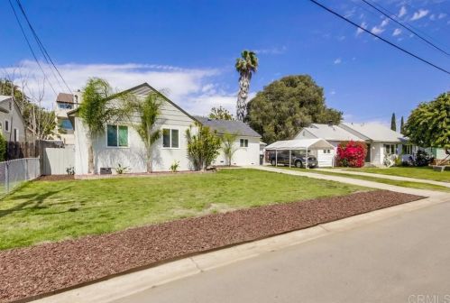 3468 Trophy Dr, La Mesa CA  91941-8056 exterior