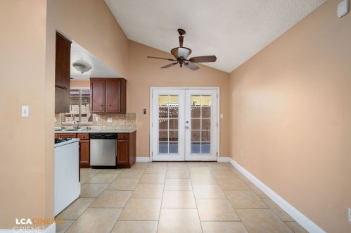 4605 Norseman St, Bakersfield CA  93309-3920 exterior