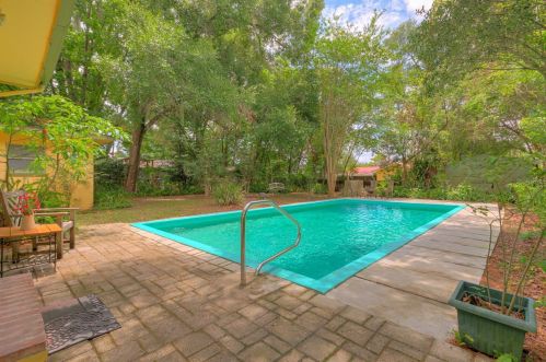 424 Hogle Ave, Deland, FL 32720-3317