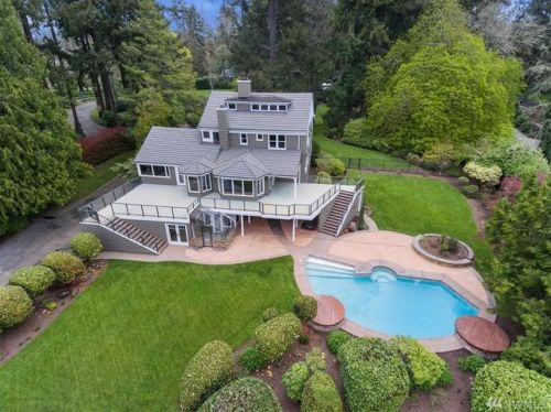 7121 Interlaaken Dr, Lakewood, WA 98499-1804