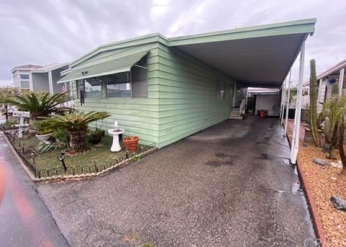 6241 Warner Ave, Huntington Beach CA  92647-5101 exterior