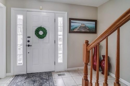 311 Shady Glen Dr, Moon Twp, PA 15108-9032