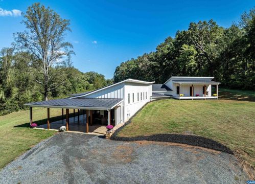 2615 Amicus Rd, Stanardsville VA  22973-3163 exterior