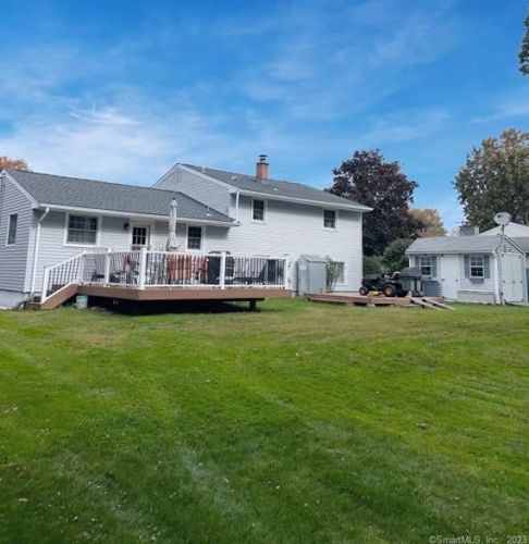 25 Colby Ln, Waterbury, CT 06716-1807