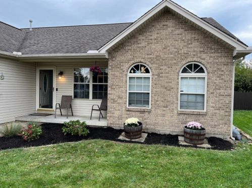 539 John Chambers Dr, Wilmington, OH 45177-7936