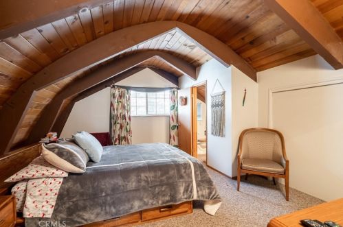 209 Gilroy Dr, Big Bear City CA  92314-9683 exterior