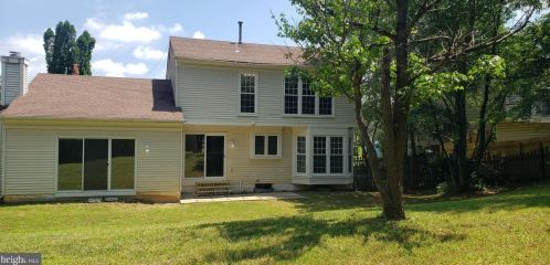 5906 Cascade Dr, Fredericksburg VA  22407-4358 exterior