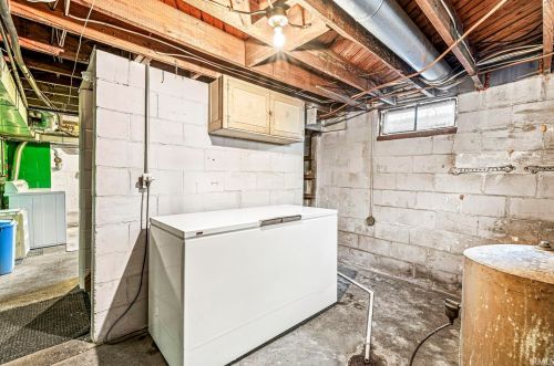 2116 Jefferson Blvd, Mishawaka IN 46545-7720 exterior