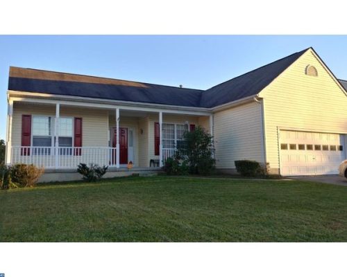 32 Wycombe Dr, Dover, DE 19904-3855