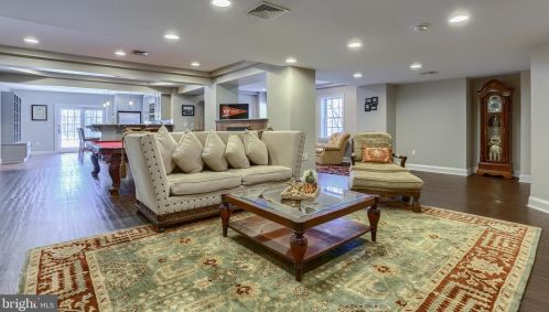 644 Southridge Dr, Navy Sup Dpt PA  17055-6025 exterior