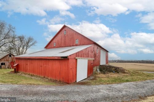885 Mount Zion Rd, Siddonsburg, PA 17019-9695
