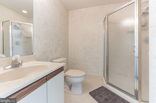 316 Centennial Dr, Blue Bell PA  19422-3219 exterior