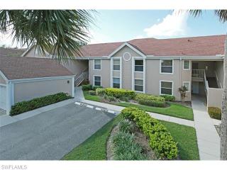 9852 Luna Cir, Naples, FL 34109-4513