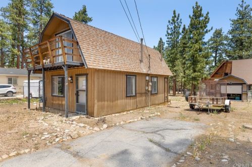 236 Whipple Dr, Big Bear City CA  92314-9163 exterior