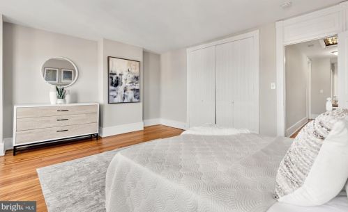 124 6 St, Washington DC 20002-2215 exterior