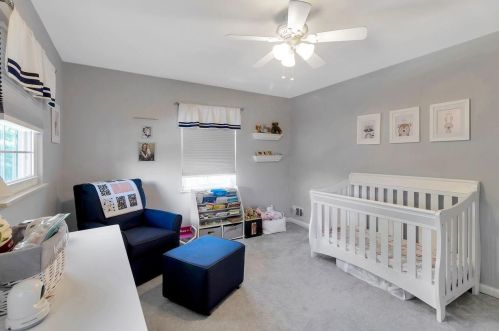 3935 Eileen Dr, Cincinnati OH 45209-2016 exterior