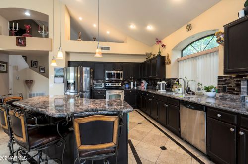 6007 Potter Dr, Glendale AZ  85308-6728 exterior