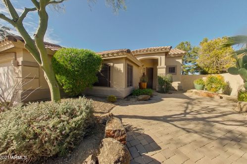 664 Myrtle Dr, Chandler, AZ 85248-4479