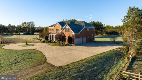 14980 Deepwood Ln, Nokesville VA  20181-2602 exterior