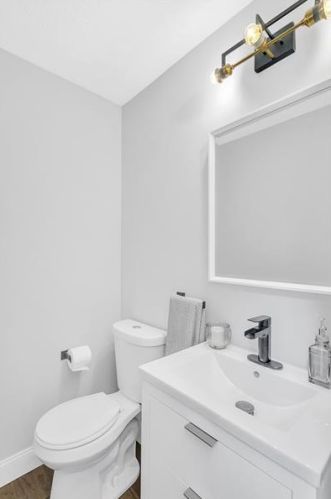 637 Seminary Ave, Noblestown PA 15071-1601 exterior