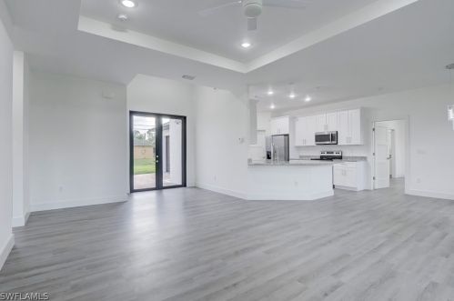 4100 2nd St, Lehigh Acres FL  33936-0021 exterior