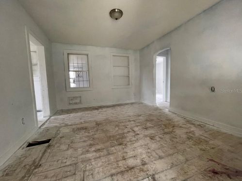 1519 20th St, Orlando, FL 32805-4422