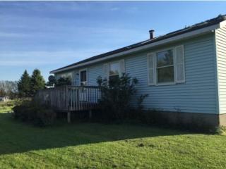 126 Greenwoods Rd, Alburgh VT  05440-9753 exterior
