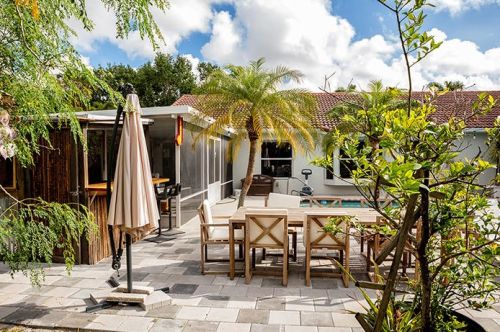 4836 Lee Rd, Delray Beach FL  33445-3287 exterior