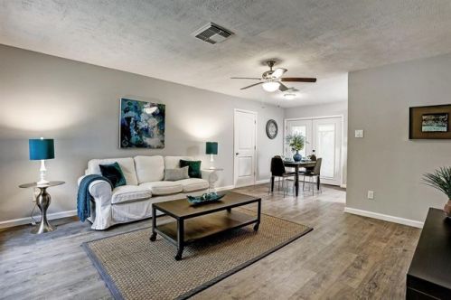 21826 Walnut Rd, Humble, TX 77339-4126