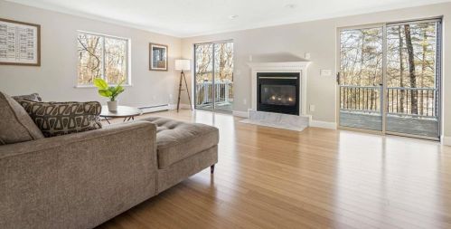 30 Caleb Dr, Danville NH  03819-3016 exterior