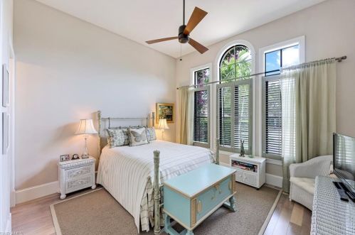 2239 Residence Cir, Naples FL 34105-3084 exterior