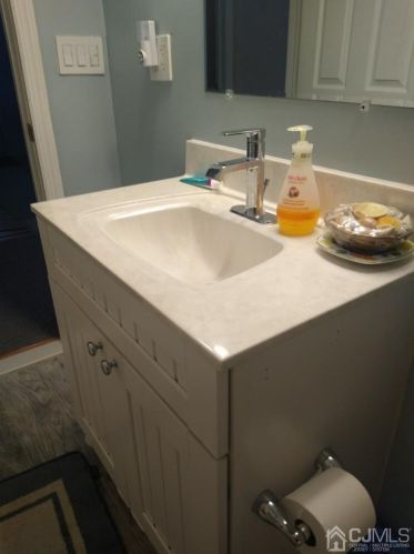 19 Sherman Ave, East Brunswick NJ  08816-4346 exterior