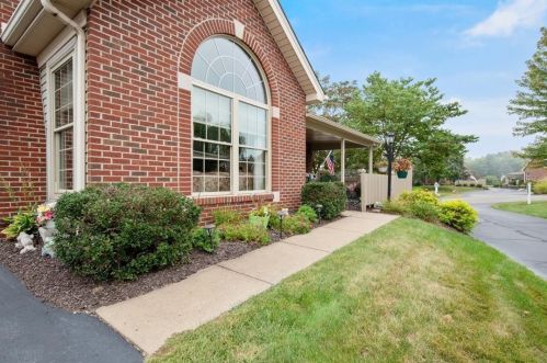 1560 Meerschaum Ln, Moon Twp, PA 15108-3774