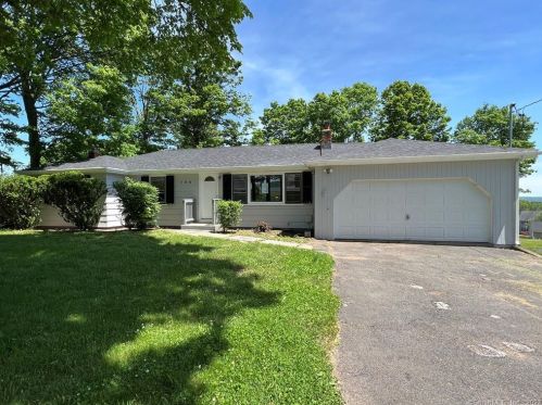 104 Higby Rd, Middletown, CT 06457-2309