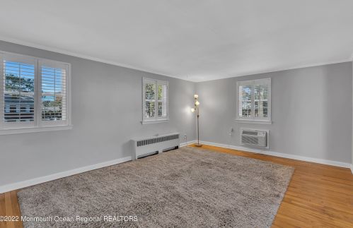 53 Manor Dr, Tinton Falls NJ  07712-2568 exterior