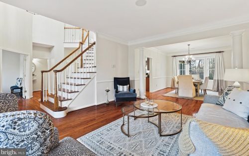 3211 Winter Sun Ter, Herndon VA  20171-1939 exterior