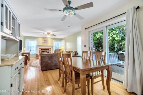 305 Bartley Rd, Jackson Twp NJ  08527-1166 exterior