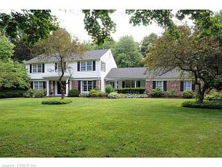 431 Beacon Hill Dr, Cheshire, CT 06410-1703