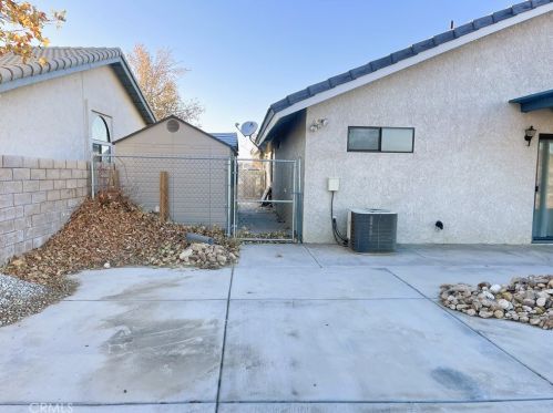 26323 Corona Dr, Helendale CA  92342-7756 exterior