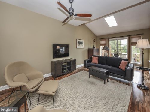 167 Meadow View Ln, Lansdale PA  19446-5930 exterior